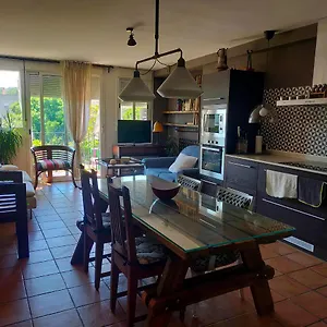  Habitación en casa particular Una Parada A L'anoia En Apartamento Compartido